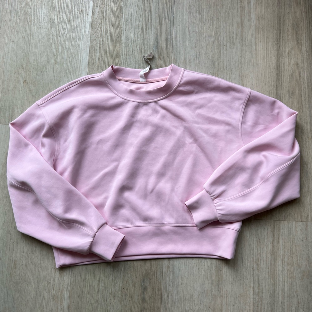 Lululemon pink crop sweatshirt sz 4